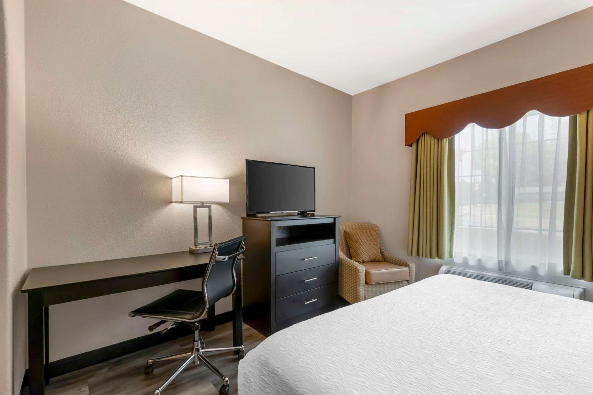 Best Western Plus Des Moines West Inn & Suites Clive Exterior foto